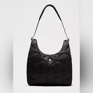 NWT Lululemon quilty pleasures shoulder bag *mini 5L
